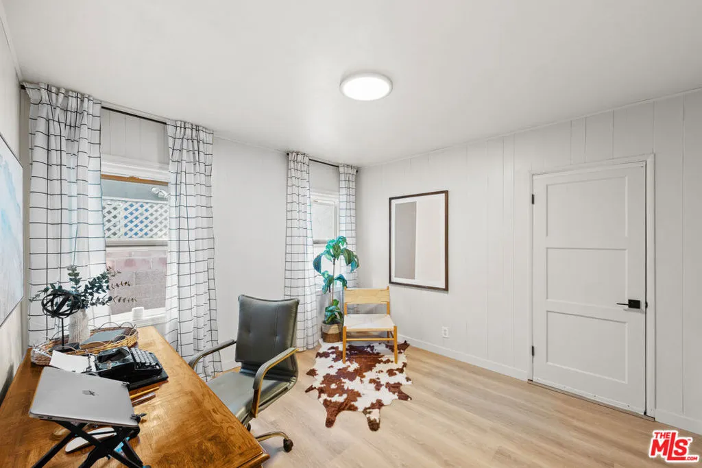 11205 Hayter Avenue, Culver City, California 90230 home-pic-8